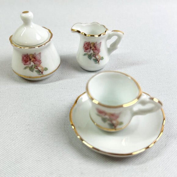 Vintage Miniature Porcelain Tea Set Teacup Sugar & Creamer Pink Floral 5 PCS - Picture 5 of 8